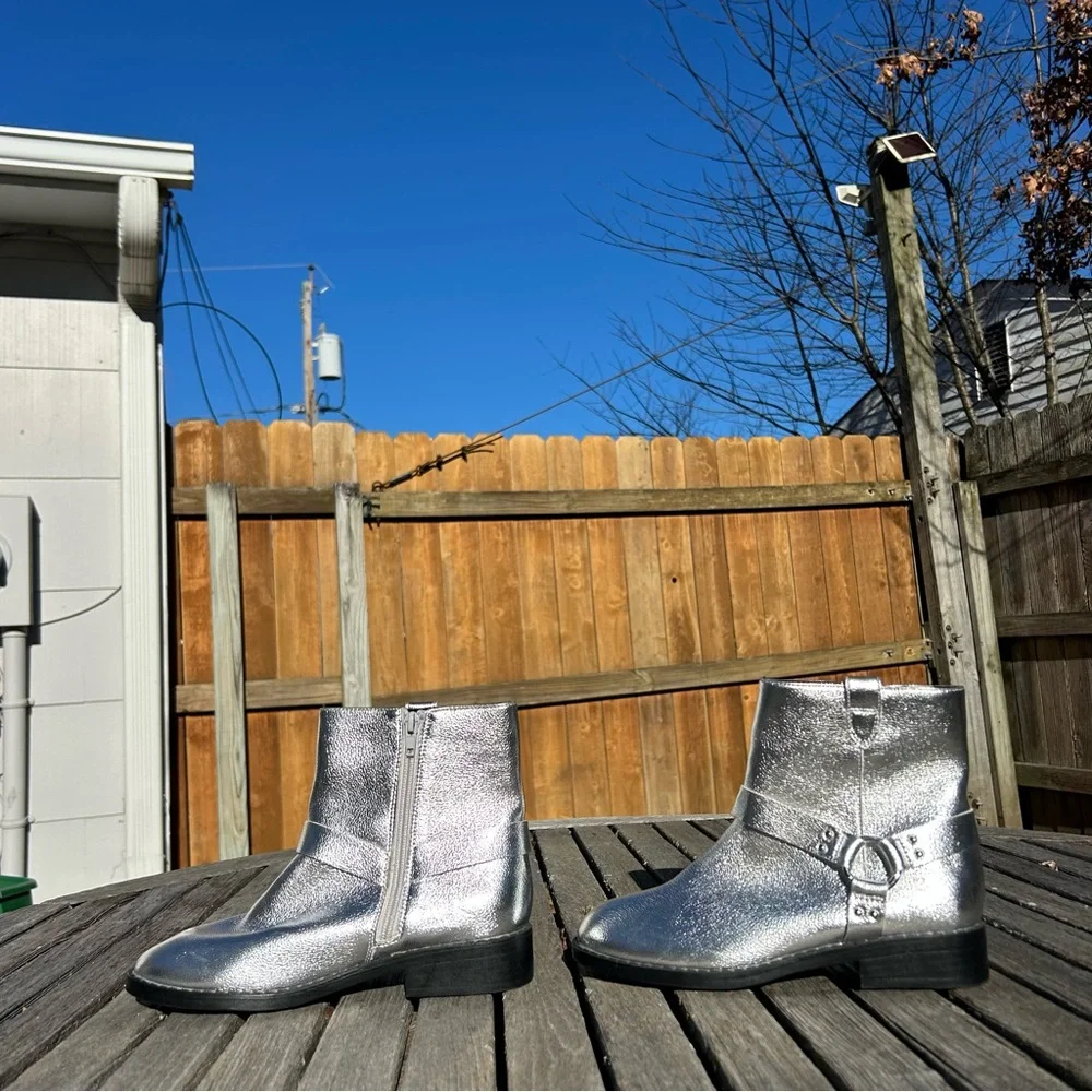 Kids' Minnow Metallic Harness Bootie by Dolce Vita Size Big Kids size 5‎ silver
